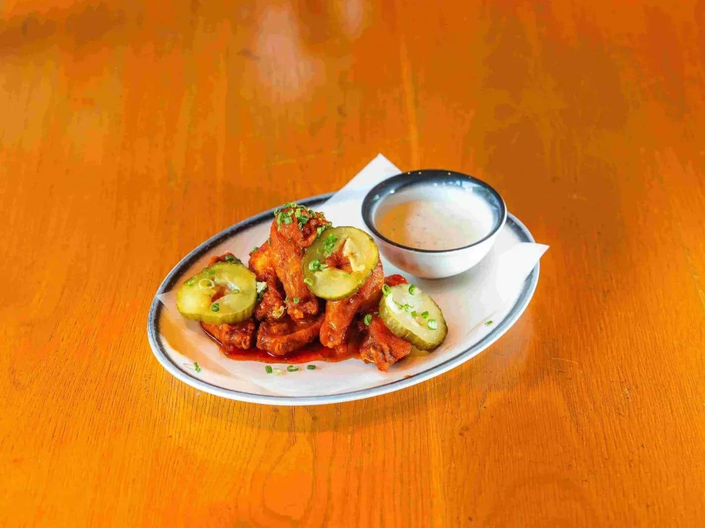 NASHVILLE HOT WINGS